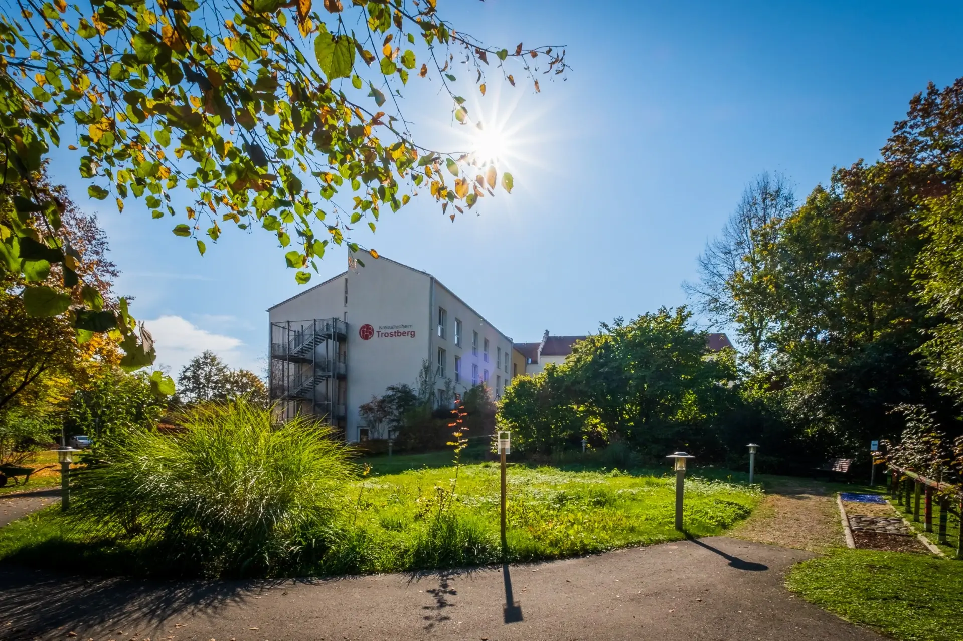 Altenheim Trostberg Aussenfoto 2024