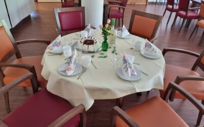 Geburtstagsfeier April im Kreisaltenheim Trostberg
