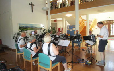 Akkordeonkonzert im Kreisaltenheim Grabenstätt